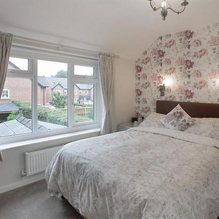 The Hinton Guest House Knutsford Exterior photo